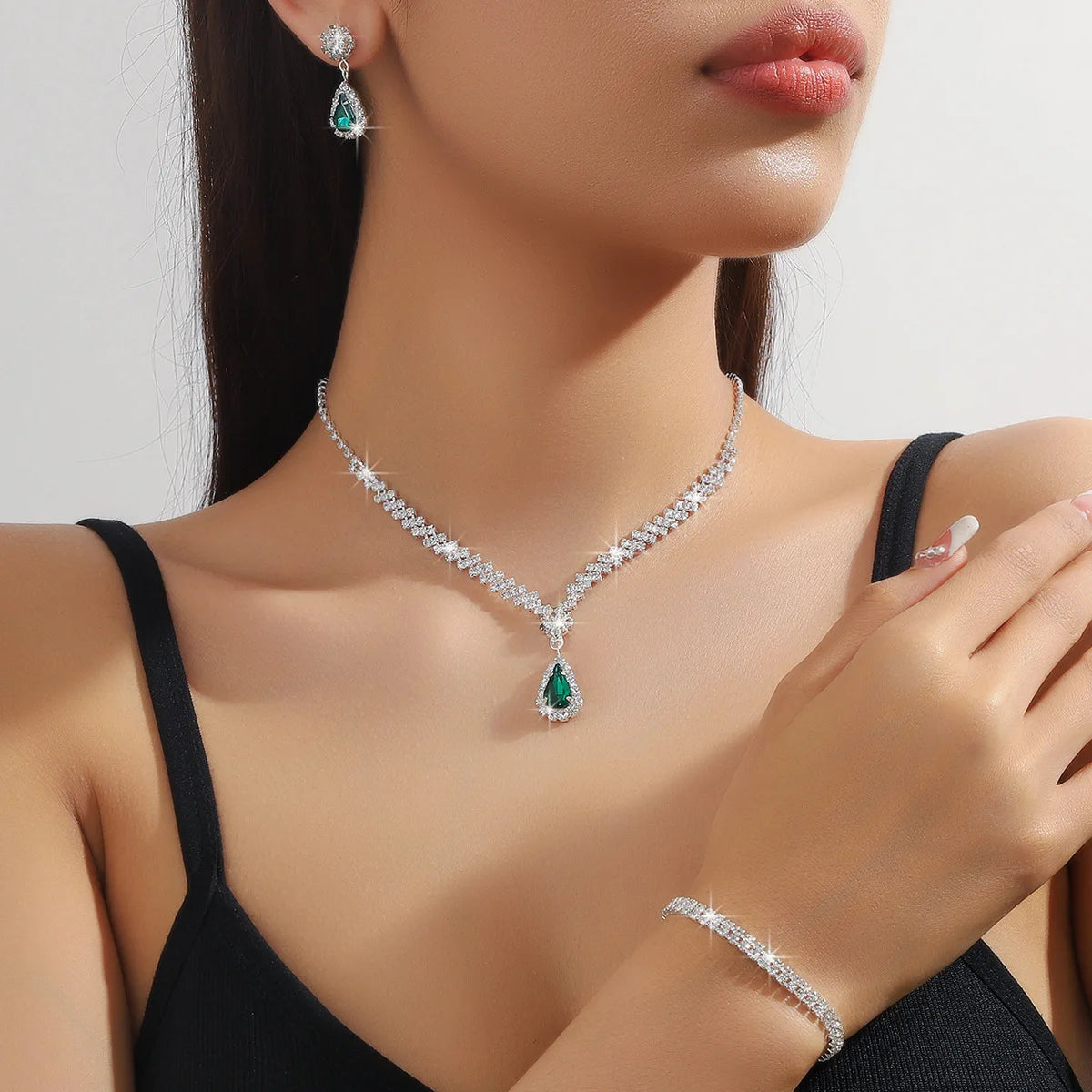 Wedding Jewelry Set for Women, Earrings, Necklace, Bracelet, Three-Piece Bridal Jewelry Set, Luxurious and High-End Accessories