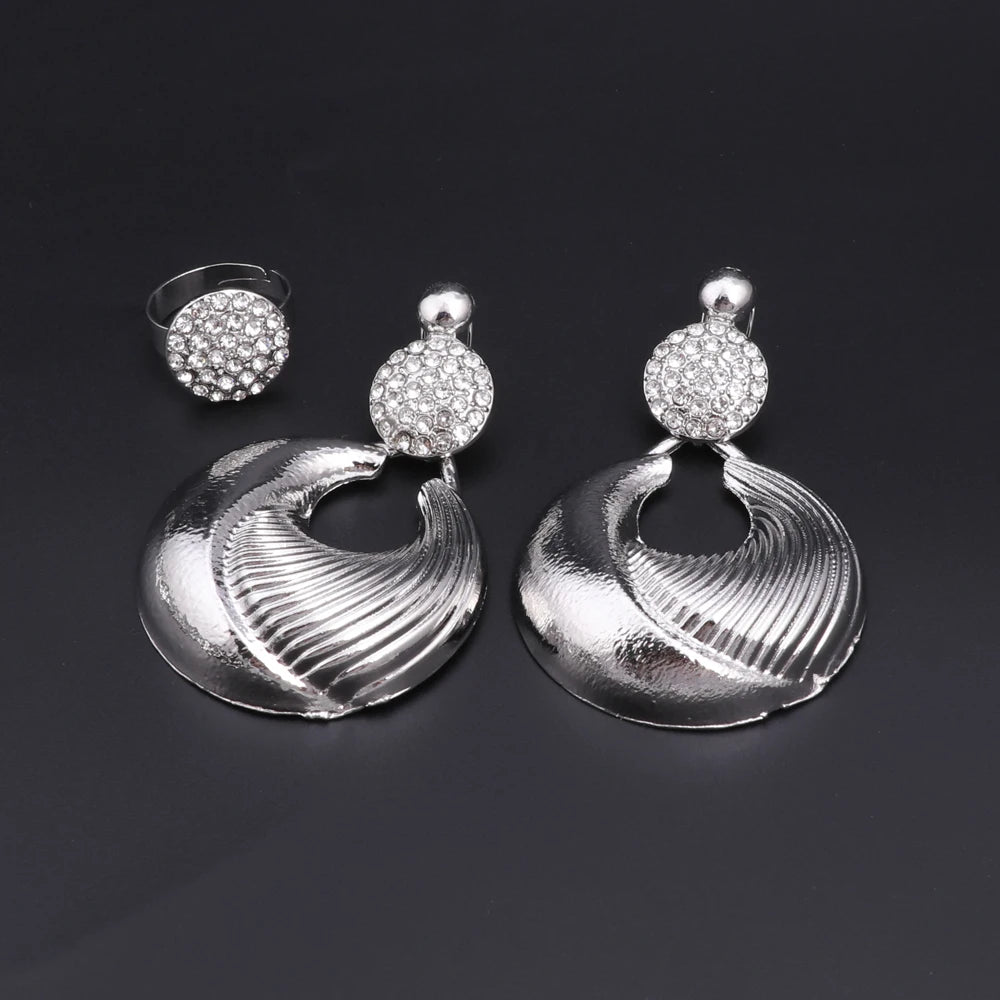 Dubai Jewelry Set For Women Silver Plated Luxury Necklace Earrings Bracelet And Ring Set Jewelry For Wedding Party Trending 