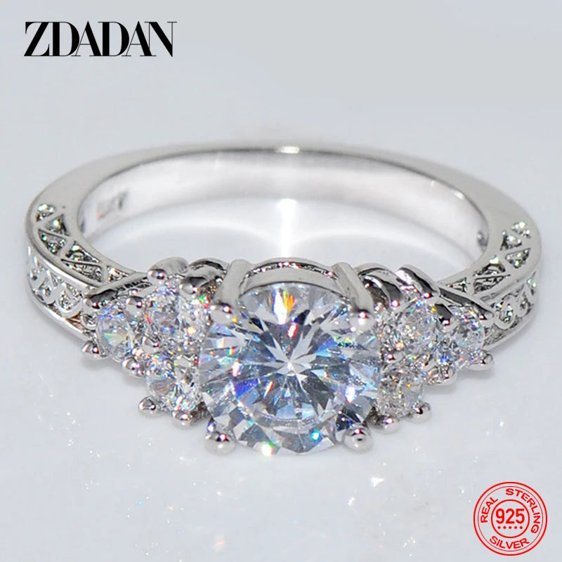 Exquisite Silver Color White Zircon Crystal Ring