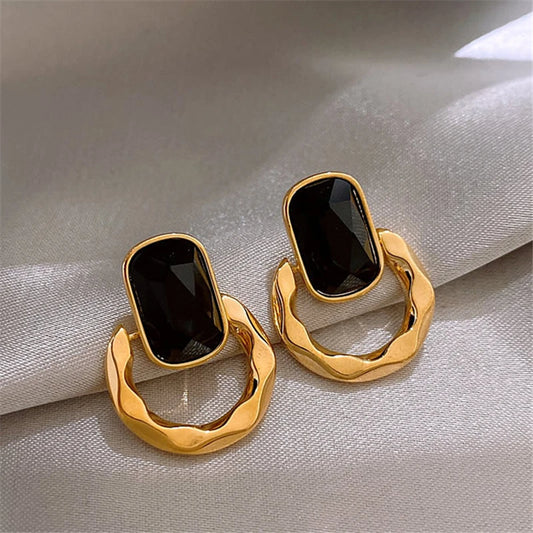 Retro Black Gem Square Earrings