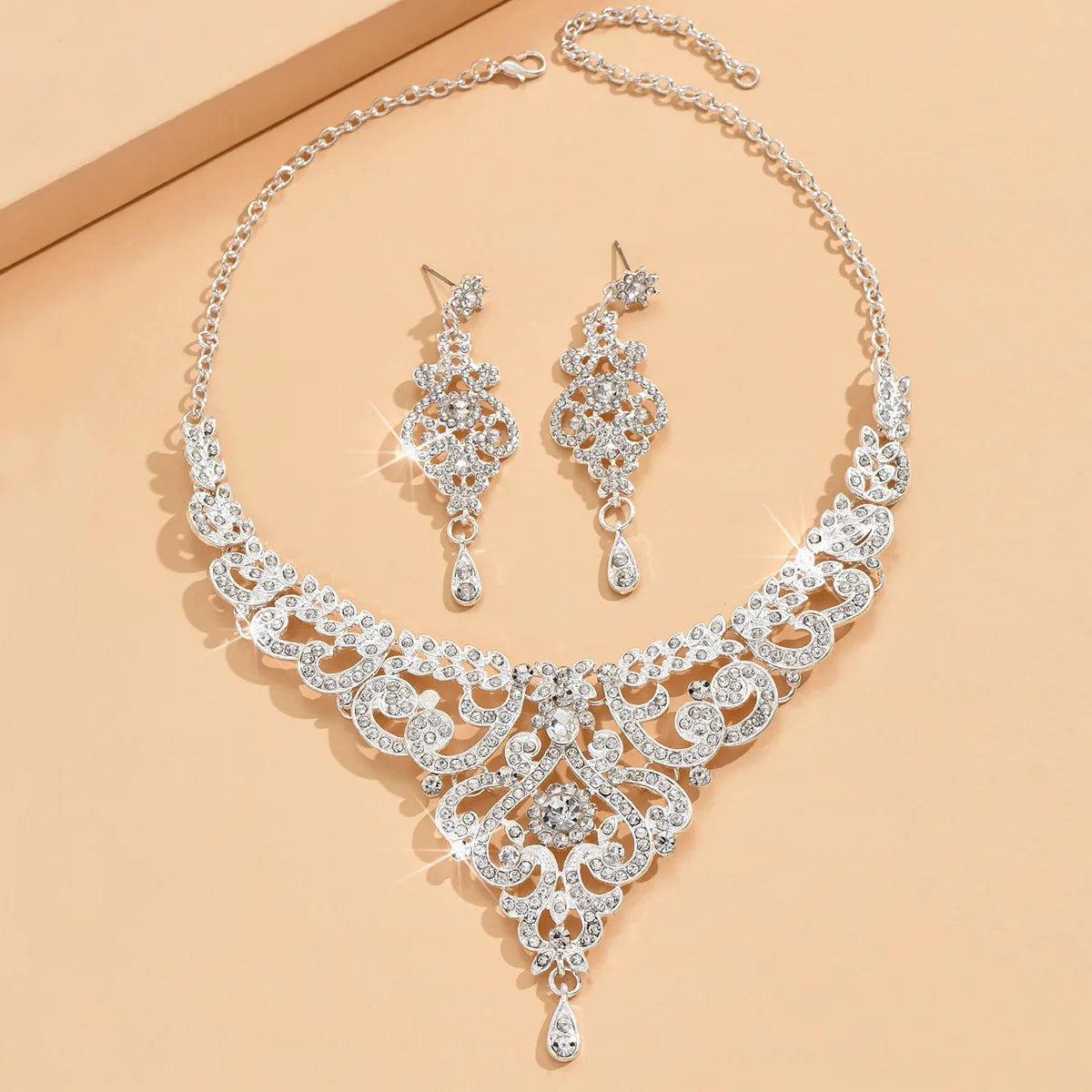 Women's bridal jewelry set, high-end design inlaid with rhinestones, crystal pendant necklaces, earrings