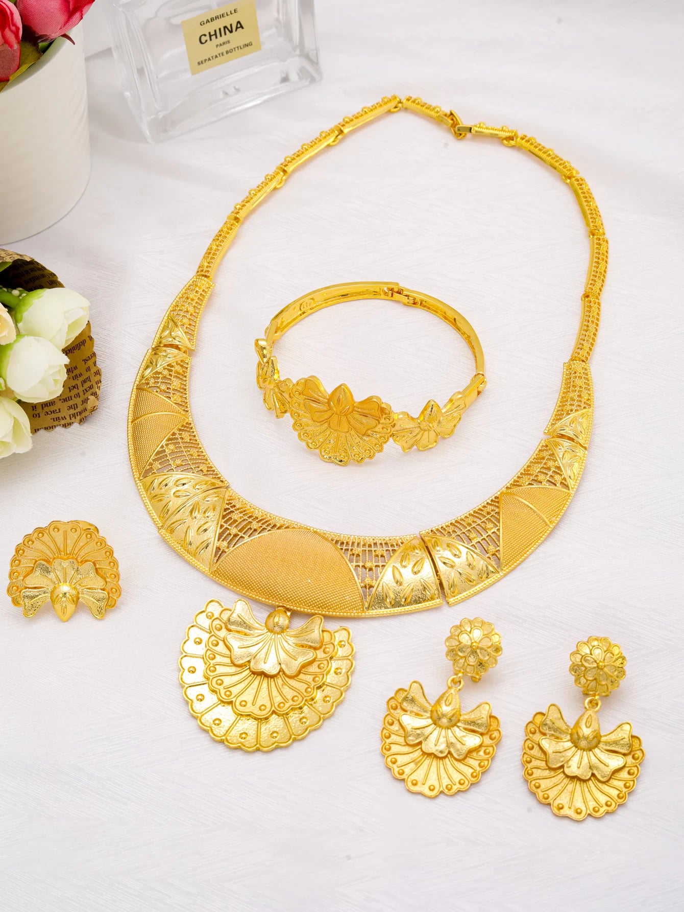 Dubai Jewelry for Women Fashion 24k Gold Plated Jewelry Set Necklace Earrings Accessories Gifts for Party Wedding