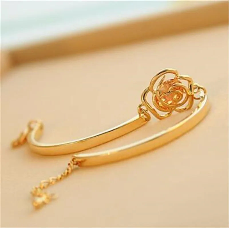 High-end Camellia Rhinestone Bracelet