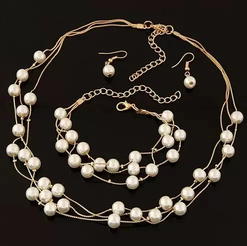 Classy Pearl Jewelry Set